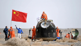 浴火凱旋！神舟十三號成功著陸！這家涂料企業“火”了！