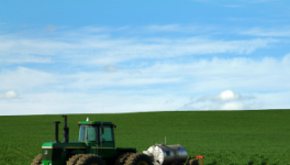 服務140多個地區！涂料龍頭為農業與建筑工程設備保駕護航